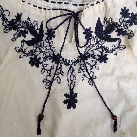 Vanilla Star Peasant Blouse Top from Wet Seal - Picture 4 of 4